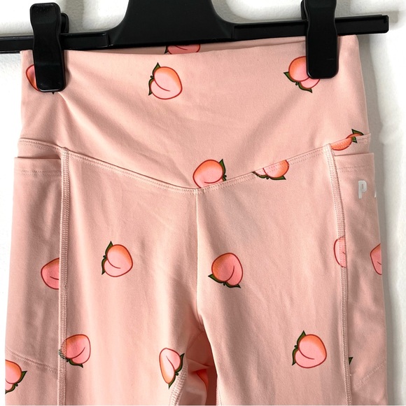PINK Victoria’s Secret Ultimate Peach Leggings - Picture 3 of 9